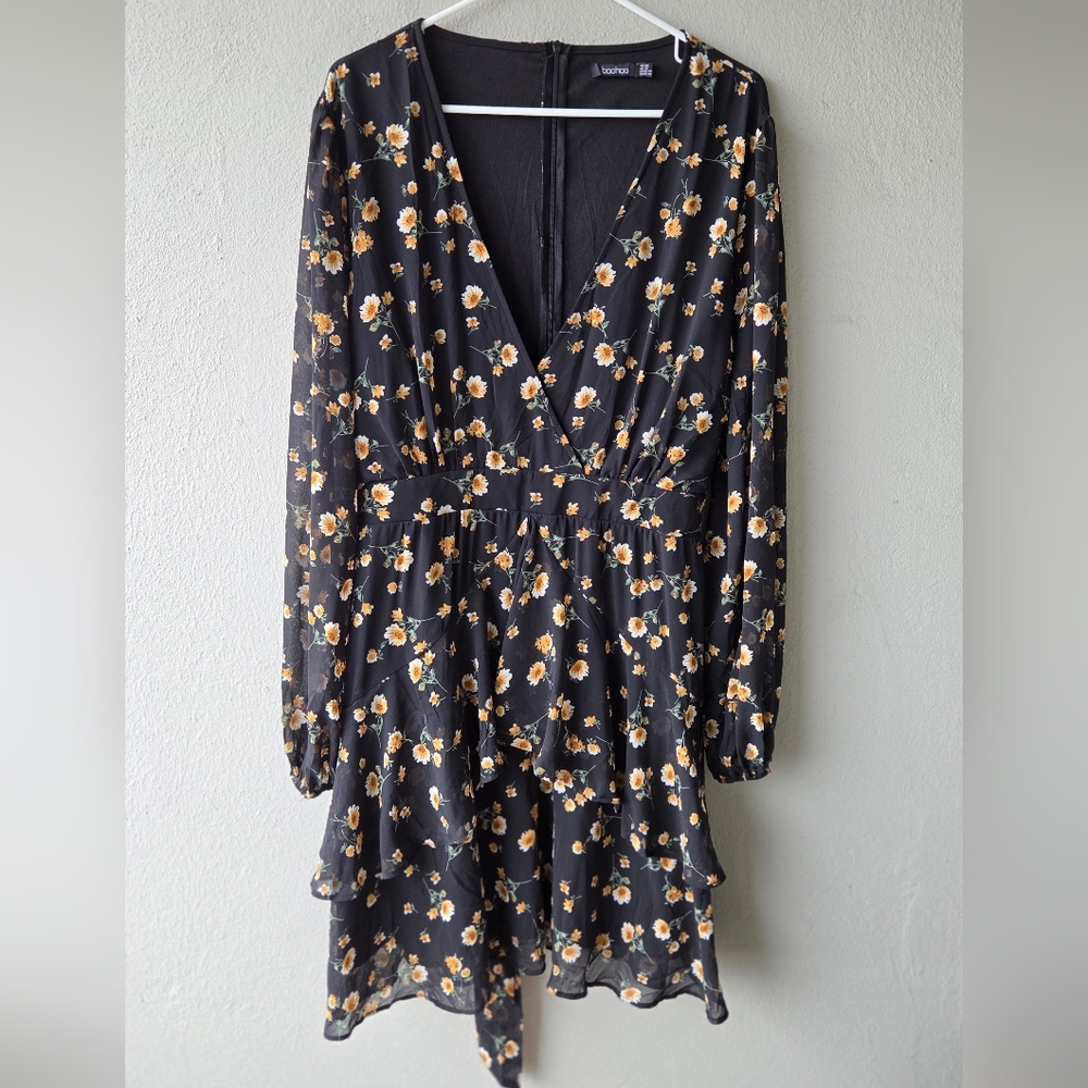Boohoo Floral V-Neck Ruffle Hem Dress Sz 16 Black Yellow Dress NWOT